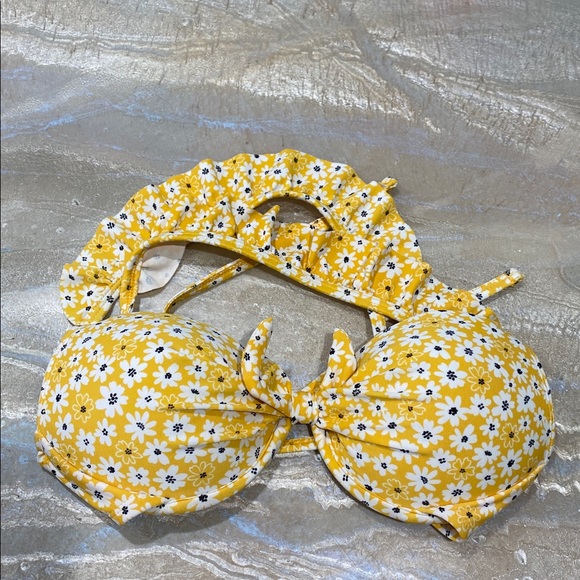 California Waves Yellow Floral Swim Set 2 pieces / Preowned - Picture 2 of 7